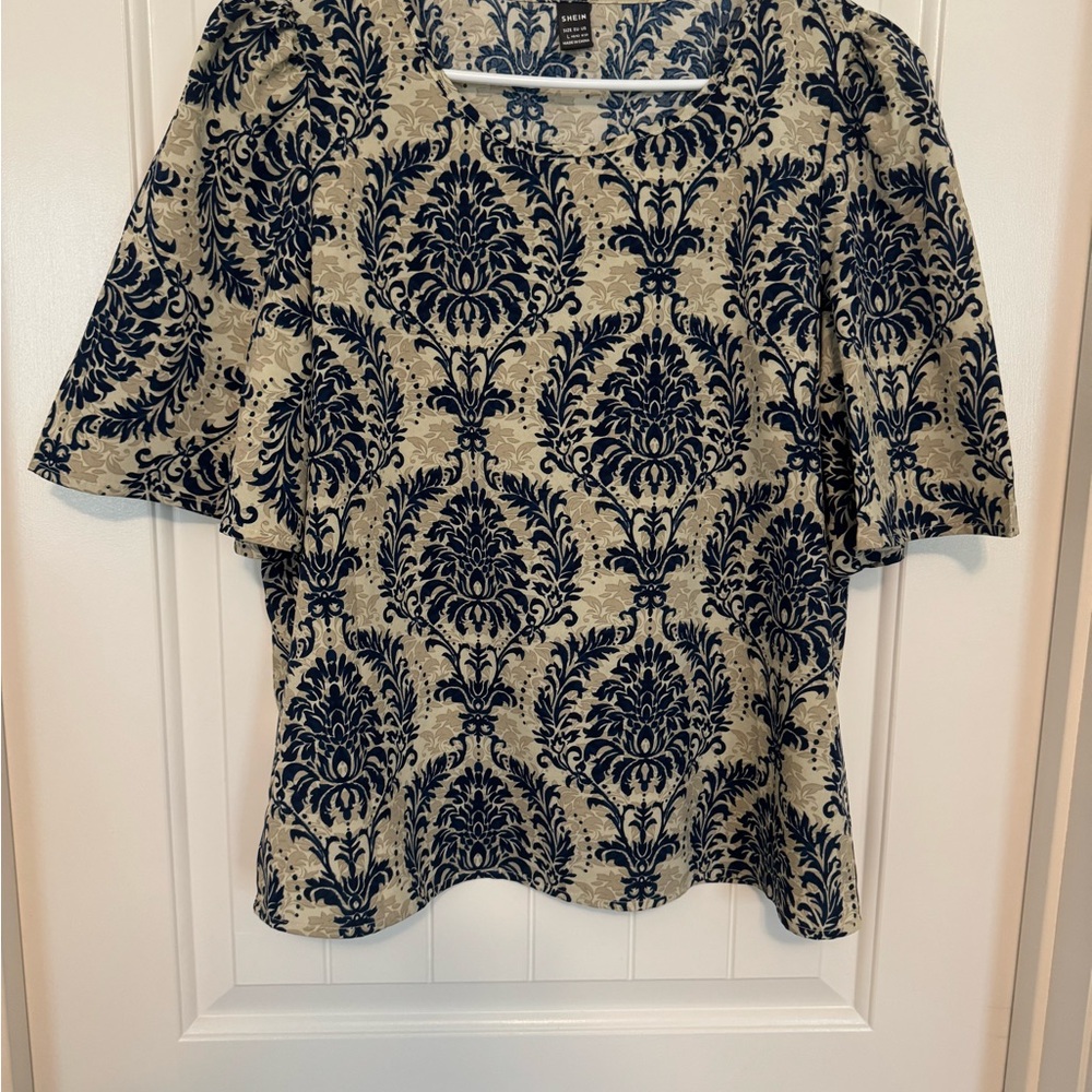 Women's SHEIN Navy And Tan Print Blouse Size Large